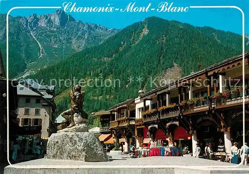 AK / Ansichtskarte Chamonix Monument du Docteur Paccard et au fond le Brevent et Planpraz Mont Blanc Kat. Chamonix Mont Blanc