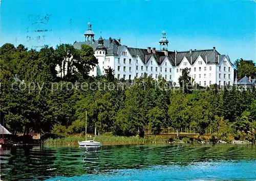 AK / Ansichtskarte Ploen See Schloss 17. Jhdt. Ploener See Holsteinische Schweiz Kat. Ploen