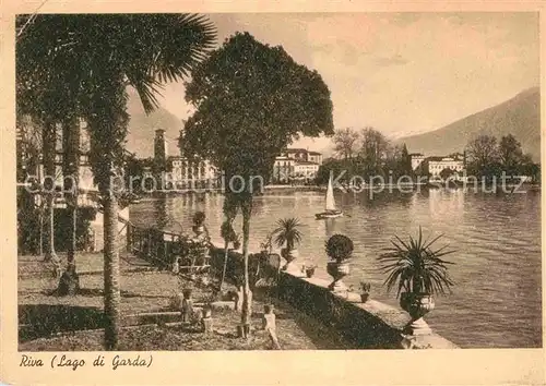 AK / Ansichtskarte Riva del Garda Uferpromenade Kat. 