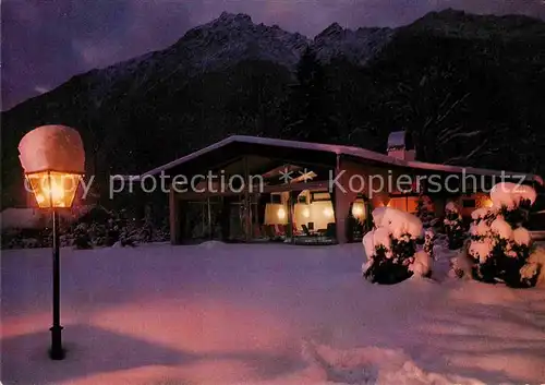 AK / Ansichtskarte Garmisch Partenkirchen Hotel Obermuehle Winter Schwimmbad Kat. Garmisch Partenkirchen