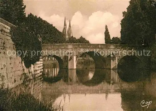 AK / Ansichtskarte Chalons sur Marne Ardenne Pont des Mariniers Eglise Notre Dame Kat. Chalons en Champagne