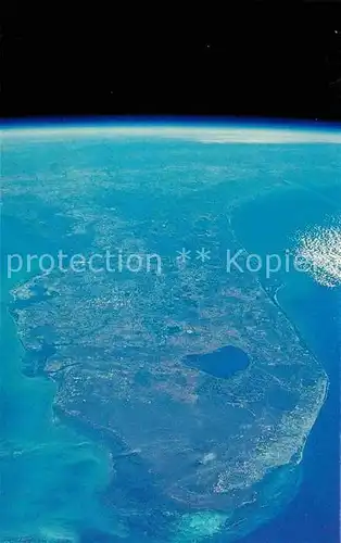 AK / Ansichtskarte Raumfahrt Kennedy Space Center Florida Outline Outer Space  Kat. Flug