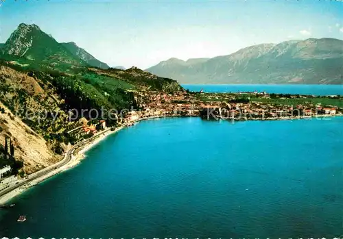 AK / Ansichtskarte Maderno Lago di Garda Gardasee Alpen Fliegeraufnahme Kat. Italien