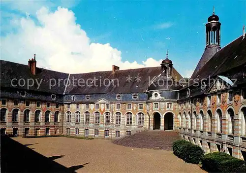 AK / Ansichtskarte Saint Fargeau Yonne Le Chateau Kat. Saint Fargeau