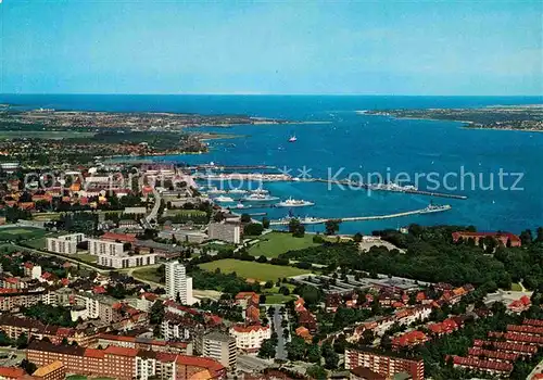 AK / Ansichtskarte Wik Fliegeraufnahme mit Kieler Foerde Kat. Kiel