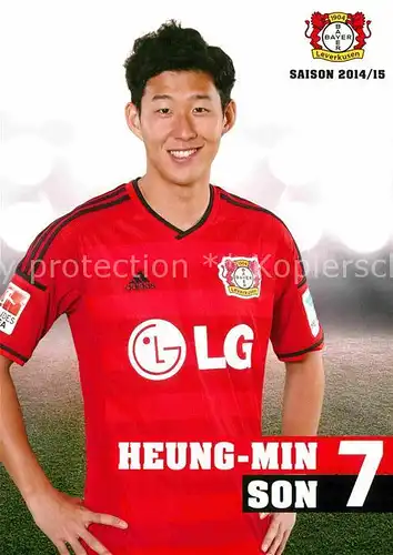 AK / Ansichtskarte Fussball Bayer Leverkusen Heung Min  Kat. Sport