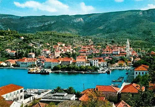 AK / Ansichtskarte Jelsa Kroatien Ortsansicht mit Hafen Kat. Kroatien