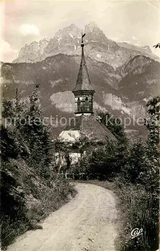 AK / Ansichtskarte Sallanches La Chapelle de l Immaculee et les Aiguilles de Warens Kat. Sallanches