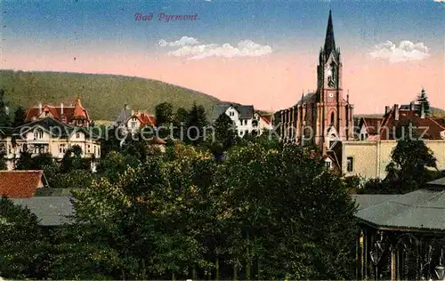 AK / Ansichtskarte Bad Pyrmont Teilansicht mit Kirche Kat. Bad Pyrmont