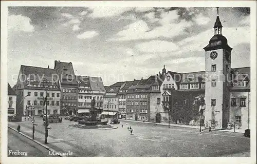 AK / Ansichtskarte Freiberg Sachsen Obermarkt mit Brunnen Kat. Freiberg