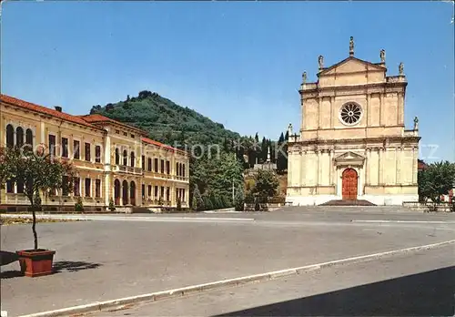 AK / Ansichtskarte Castelgomberto Piazza Marconi 