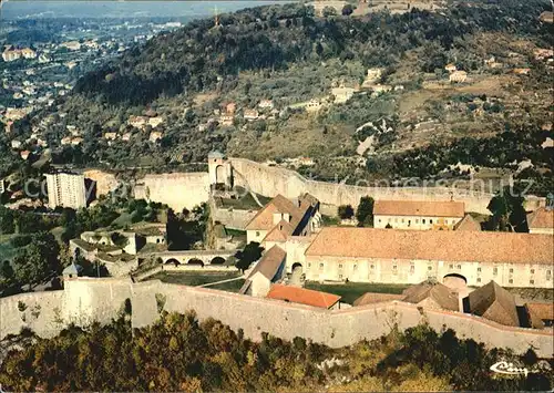 AK / Ansichtskarte Besancon Doubs Citadelle vue aerienne Kat. Besancon