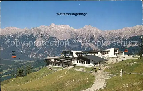AK / Ansichtskarte Seefeld Tirol Rosshuette mit Seilbahnen gegen Wettersteingebirge Kat. Seefeld in Tirol
