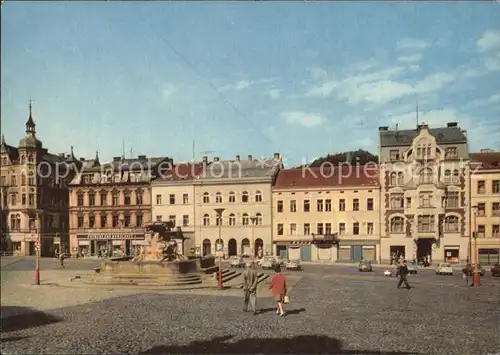 AK / Ansichtskarte Decin Boehmen Leninovo namesti Leninplatz Brunnen Denkmal Kat. Decin