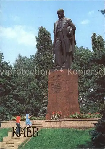 AK / Ansichtskarte Kiev Kiew Monument to Taras Shevchenko 