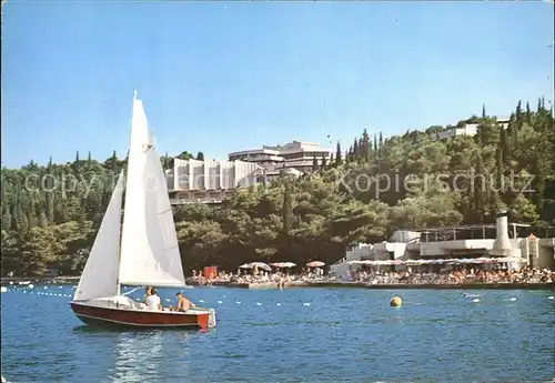AK / Ansichtskarte Cavtat Dalmatien Hotel Croatia Segelboot Strand Kat. Kroatien