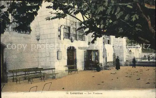 AK / Ansichtskarte Lourdes Hautes Pyrenees Les Piscines Kat. Lourdes