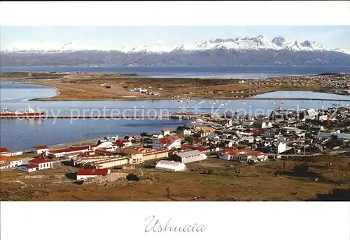 AK / Ansichtskarte Ushuaia Fliegeraufnahme Partie am Meer Kat. Ushuaia