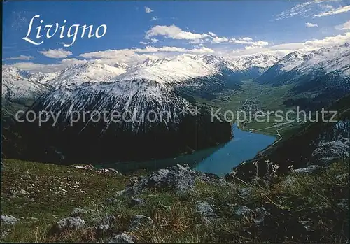AK / Ansichtskarte Livigno Blick ins Tal Bergsee Alpenpanorama Kat. Livigno Sondrio