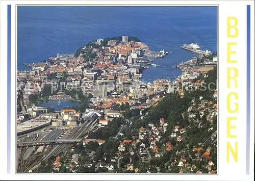 AK / Ansichtskarte Bergen Norwegen Hafen Bahnhof Fliegeraufnahme Kat. Norwegen