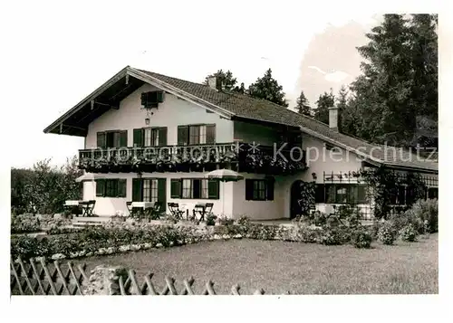 AK / Ansichtskarte Gstadt Chiemsee Wohnhaus Kat. Gstadt a.Chiemsee