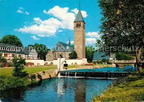 AK / Ansichtskarte Saalhausen Sauerland Kirche Kat. Lennestadt