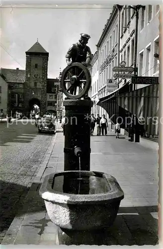 AK / Ansichtskarte Villingen Schwenningen Stadttor Brunnen Kat. Villingen Schwenningen