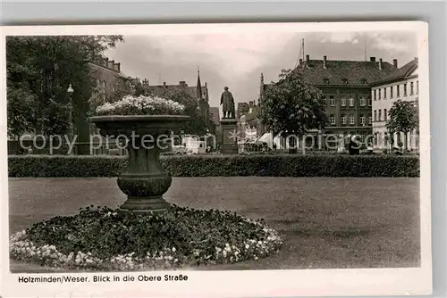 AK / Ansichtskarte Holzminden Weser Obere Strasse Park Denkmal Kat. Holzminden