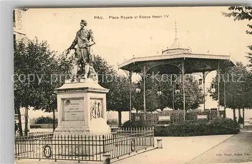 AK / Ansichtskarte Pau Place Royale et Statue Henri IV Kat. Pau
