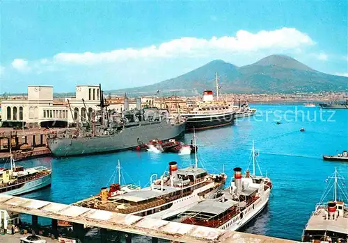 AK / Ansichtskarte Napoli Neapel Hafen Vesuv Kat. Napoli