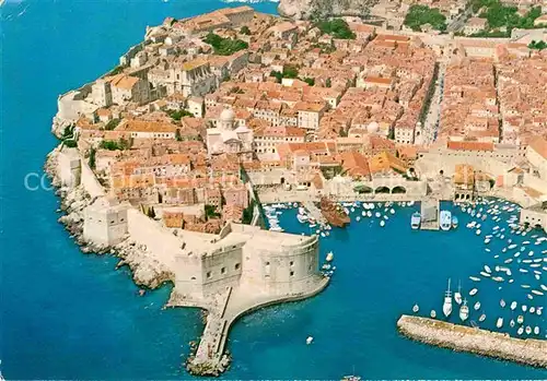 AK / Ansichtskarte Dubrovnik Ragusa Altstadt Hafen Festung Fliegeraufnahme Kat. Dubrovnik