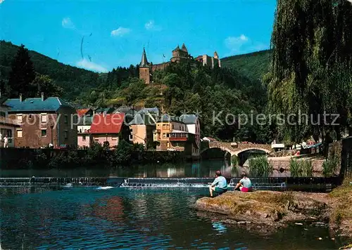 AK / Ansichtskarte Vianden Chateau Hockelstour et Pont sur l Our