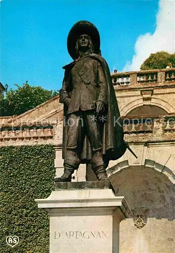 AK / Ansichtskarte Auch Gers Statue de d Artagnan Kat. Auch
