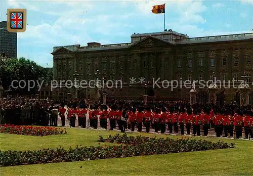 AK / Ansichtskarte Leibgarde Wache Queen s Guards Parade London  Kat. Polizei
