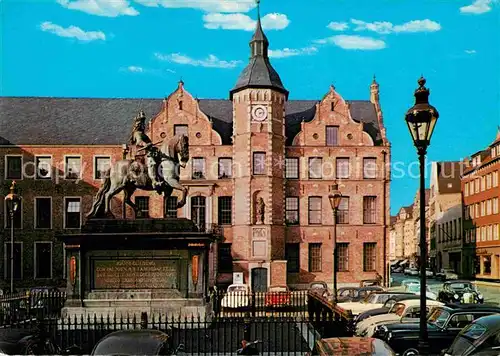 AK / Ansichtskarte Duesseldorf Rathaus mit Jan Wellem Denkmal Kat. Duesseldorf