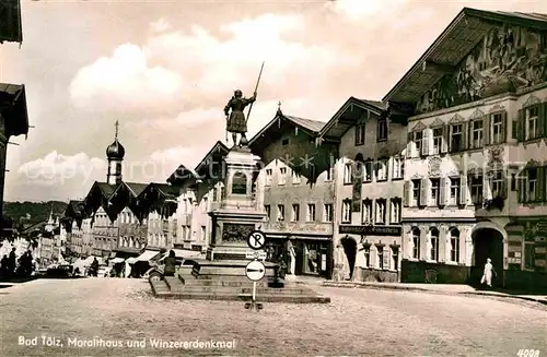 AK / Ansichtskarte Bad Toelz Moralthaus und Winzererdenkmal Statue Kat. Bad Toelz