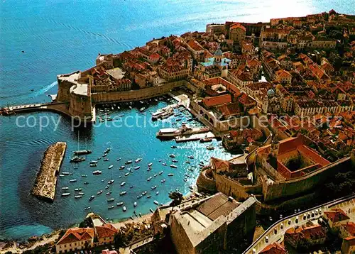 AK / Ansichtskarte Dubrovnik Ragusa Alter Stadthafen Fliegeraufnahme Kat. Dubrovnik