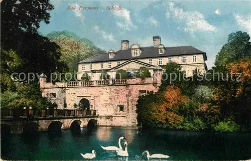 AK / Ansichtskarte Bad Pyrmont Schloss Schwanenteich Kat. Bad Pyrmont