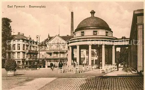 AK / Ansichtskarte Bad Pyrmont Brunnenplatz Kat. Bad Pyrmont