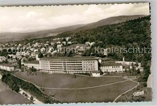 AK / Ansichtskarte Bad Pyrmont Fliegeraufnahme Versorgungskrankenhaus Kat. Bad Pyrmont