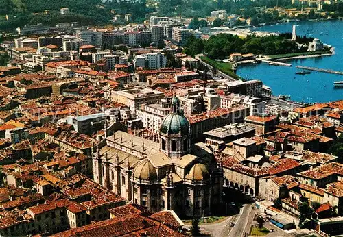 AK / Ansichtskarte Como Lago di Como Altstadt Kirche Fliegeraufnahme