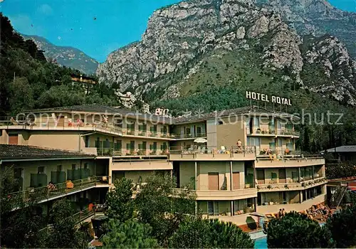 AK / Ansichtskarte Limone sul Garda Hotel Royal Kat. 