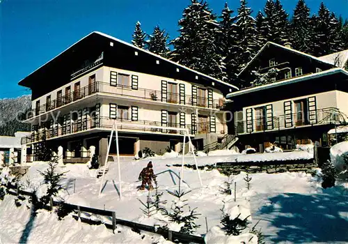 AK / Ansichtskarte Morzine Hotel Restaurant "L Ours Blanc" en hiver Kat. Morzine