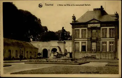 Tournai Tournai Monument Gallait Hotel de Ville * /  /