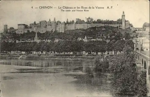 Chinon Chateau Rives Vienne x