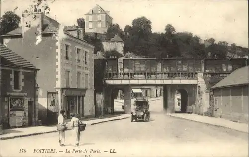 Poitiers Porte Paris x