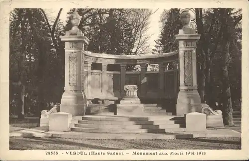 Vesoul Monument Morts x