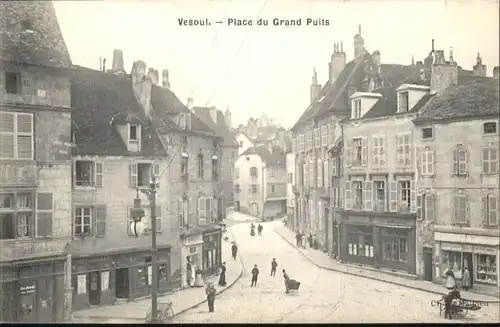 Vesoul Place du Grand Puits *