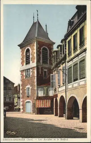 Lons-le-Saunier Les Arcades le Beffroi *