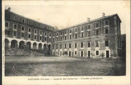 Poitiers Caserne Saint Catherine Facades principales *